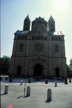 FR20050301_005DOM