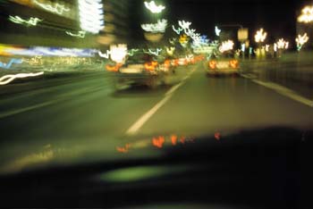 FR20050304022VK
