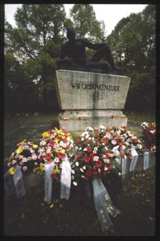 sg1_FR_041010_005