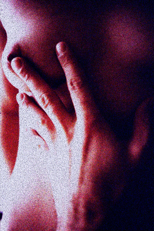 _FR_2004_0819_touchme12